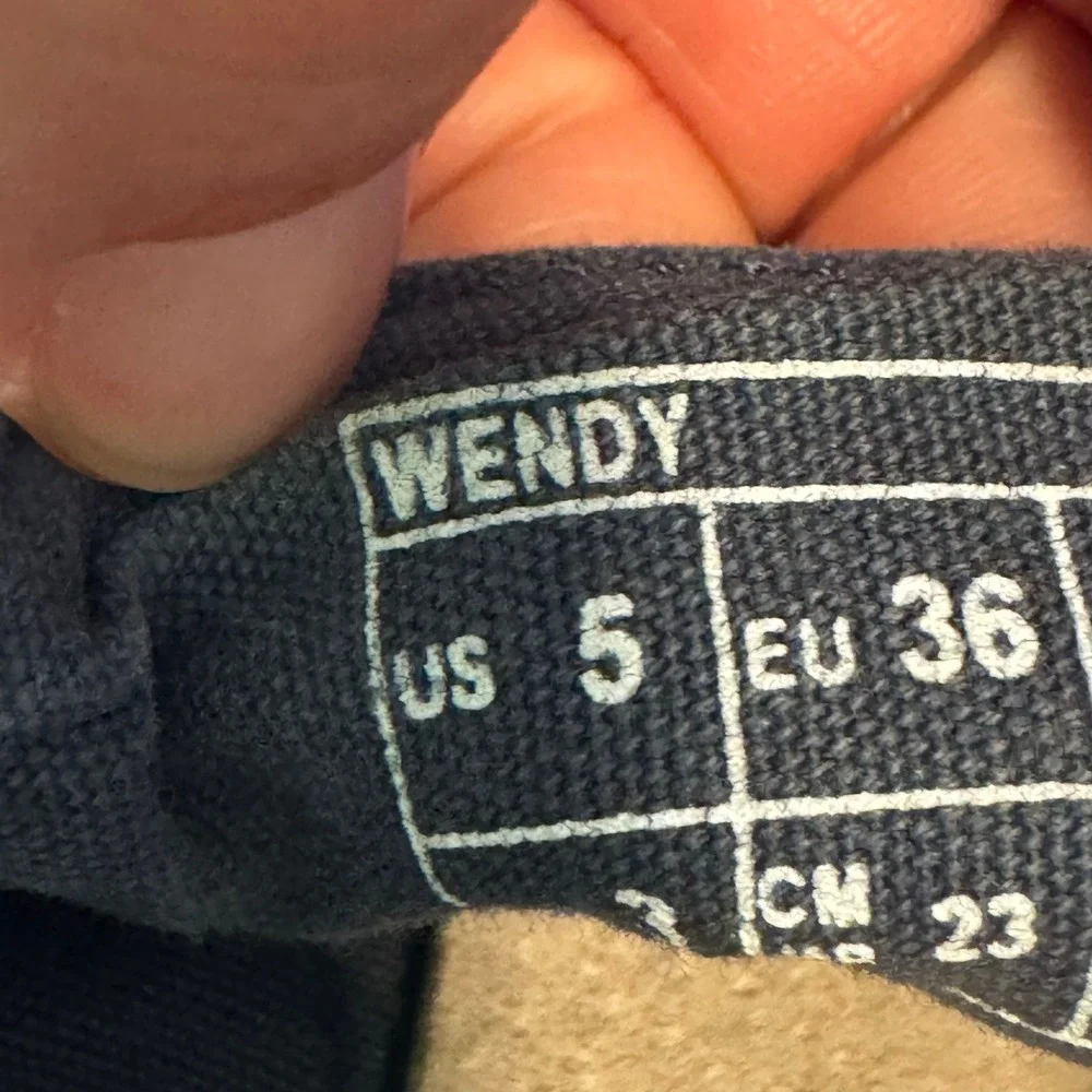 Hey Dude Women's Wendy‎ Casual Shoes Loafers Canvas Navy Blue Comfort Size 5